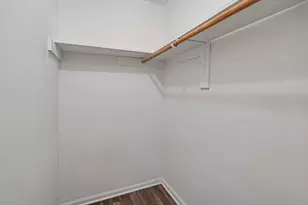 2220 Arbor Cir, Downers Grove, IL 60515 - Photo 21