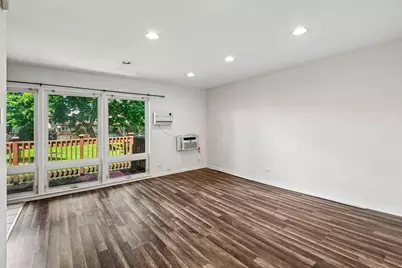 2220 Arbor Circle #25, Downers Grove, IL 60515 - Photo 5