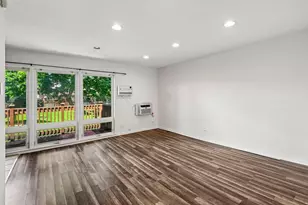 2220 Arbor Cir, Downers Grove, IL 60515 - Photo 5
