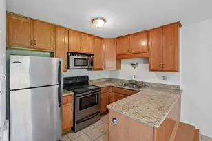 2220 Arbor Cir, Downers Grove, IL 60515 - Photo 11