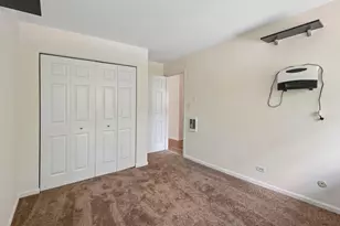 2220 Arbor Cir, Downers Grove, IL 60515 - Photo 19