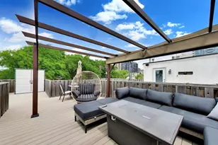232 W Scott St, Chicago, IL 60610 - Photo 31