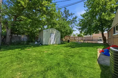 8411 S Knox Avenue, Chicago, IL 60652 - Photo 31