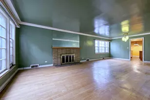 10320 S Claremont Ave, Chicago, IL 60643 - Photo 3