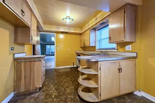 10320 S Claremont Ave, Chicago, IL 60643 - Photo 9