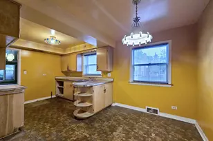 10320 S Claremont Ave, Chicago, IL 60643 - Photo 13