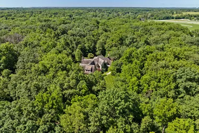 33W551 Hub Road, Wayne, IL 60184 - Photo 5