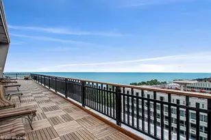 3600 N Lake Shore Dr, Chicago, IL 60613 - Photo 11
