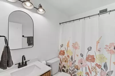 3600 N Lake Shore Drive #803, Chicago, IL 60613 - Photo 9