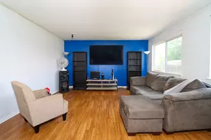 3508 Sarah Dr, Zion, IL 60099 - Photo 5
