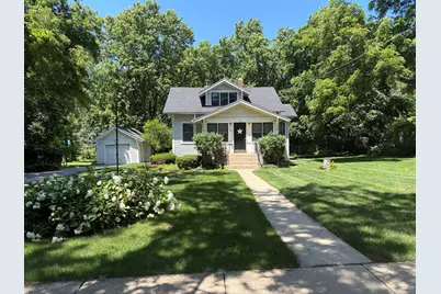240 Hill Avenue, Glen Ellyn, IL 60137 - Photo 1