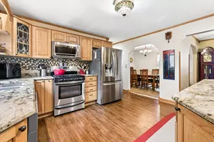 319 Leclaire Ave, Wilmette, IL 60091 - Photo 7