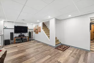 319 Leclaire Ave, Wilmette, IL 60091 - Photo 17