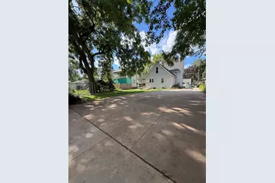 916 Pleasant Street, Dekalb, IL 60115 - Photo 21