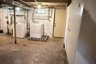 916 Pleasant St, Dekalb, IL 60115 - Photo 19