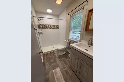 916 Pleasant Street, Dekalb, IL 60115 - Photo 11