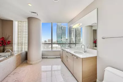 340 E Randolph Street #4901, Chicago, IL 60601 - Photo 25