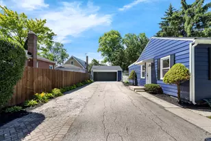 1909 Central Rd, Glenview, IL 60025 - Photo 21