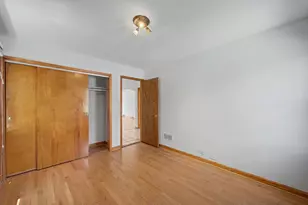 11011 S Ave L, Chicago, IL 60617 - Photo 13