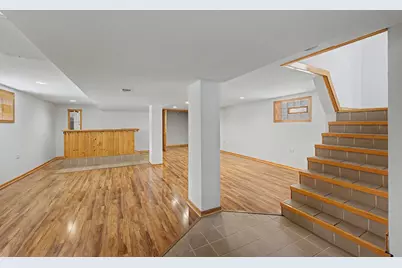 11011 S Avenue L, Chicago, IL 60617 - Photo 17