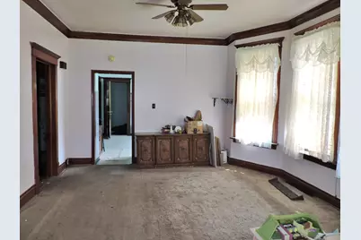 10437 S Avenue H, Chicago, IL 60617 - Photo 5