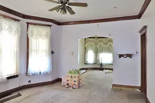 10437 S Avenue H, Chicago, IL 60617 - Photo 3