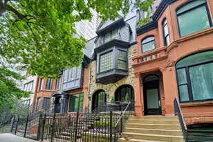 111 E Bellevue Pl, Chicago, IL 60611 - Photo 3