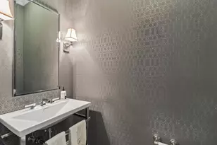 111 E Bellevue Pl, Chicago, IL 60611 - Photo 33