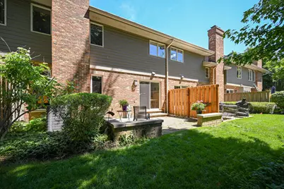 854 Saddlewood Drive #854, Glen Ellyn, IL 60137 - Photo 27