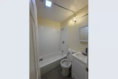 712 W 17th Street #3, Chicago, IL 60616 - Photo 5