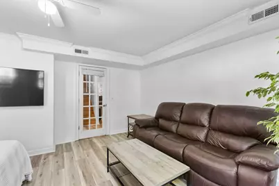 867 W Cornelia Avenue #1, Chicago, IL 60657 - Photo 25
