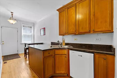 867 W Cornelia Avenue #1, Chicago, IL 60657 - Photo 11