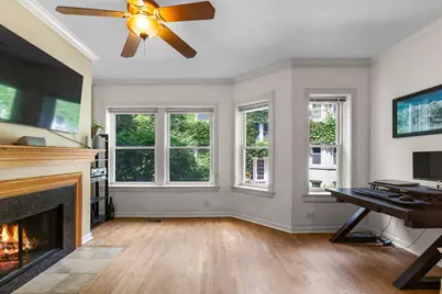867 W Cornelia Avenue #1, Chicago, IL 60657 - Photo 7