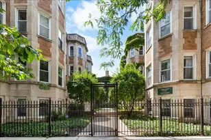 867 W Cornelia Ave, Chicago, IL 60657 - Photo 1