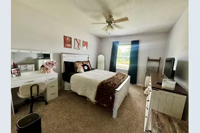 1204 NE 5th Avenue, Aledo, IL 61231 - Photo 9