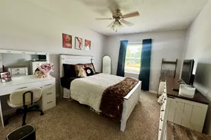 1204 NE 5th Ave, Aledo, IL 61231 - Photo 9