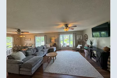 1204 NE 5th Avenue, Aledo, IL 61231 - Photo 3