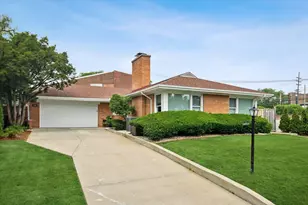 9130 Kenton Ave, Skokie, IL 60076 - Photo 1