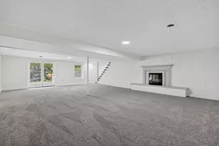 319 Parkshore Dr, Shorewood, IL 60404 - Photo 21