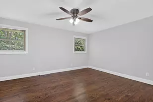 319 Parkshore Dr, Shorewood, IL 60404 - Photo 11