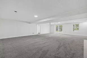 319 Parkshore Dr, Shorewood, IL 60404 - Photo 23
