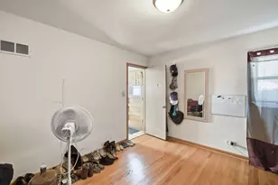 10616 Essex St, Westchester, IL 60154 - Photo 13