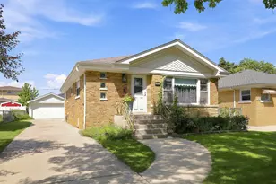 10616 Essex St, Westchester, IL 60154 - Photo 3