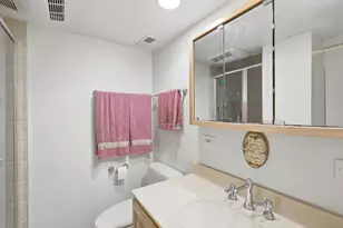 10616 Essex St, Westchester, IL 60154 - Photo 17