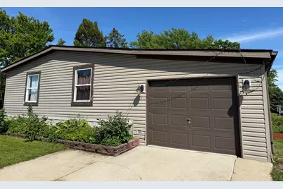 462 Huntsbridge Road, Matteson, IL 60443 - Photo 1