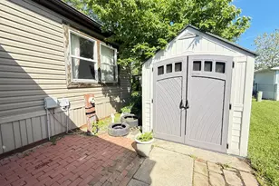 462 Huntsbridge Rd, Matteson, IL 60443 - Photo 5