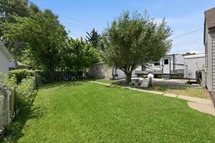 1103 Kelly Ave, Joliet, IL 60435 - Photo 27