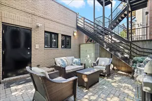 930 W Wolfram St, Chicago, IL 60657 - Photo 49