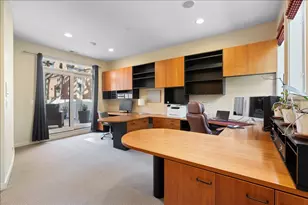 930 W Wolfram St, Chicago, IL 60657 - Photo 35