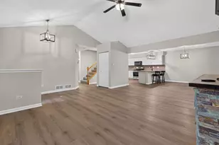 938 Treeline Ct, Lockport, IL 60441 - Photo 11